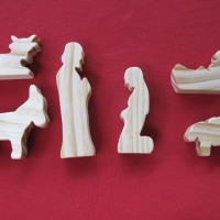 Wooden Nativity Setting 19mm (laid out view)